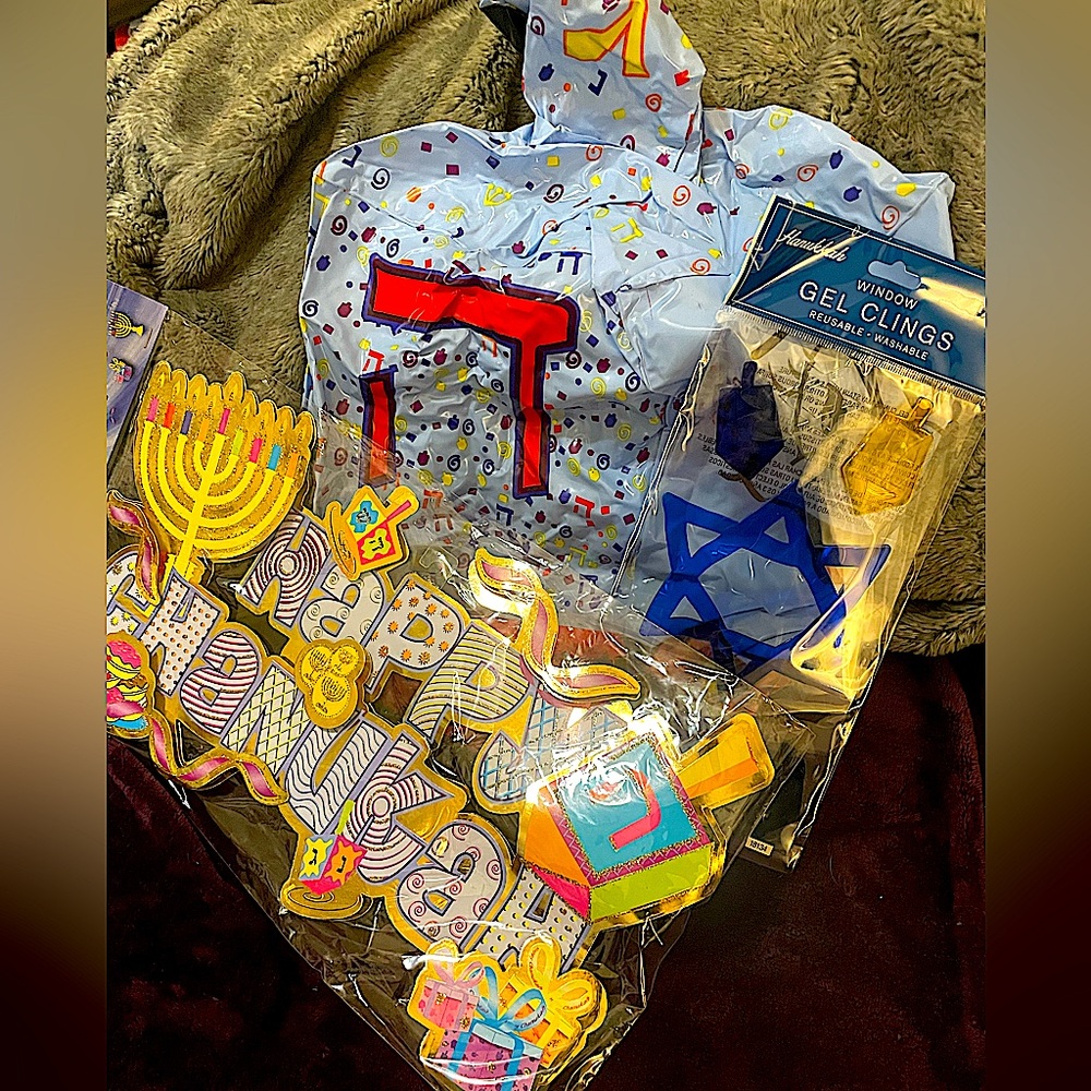 🕎Bundle of Indoor Chanukah Decor✡️